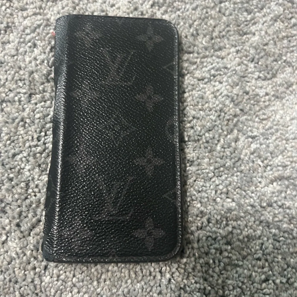 Authentic Louis Vuitton monogram eclipse phone case